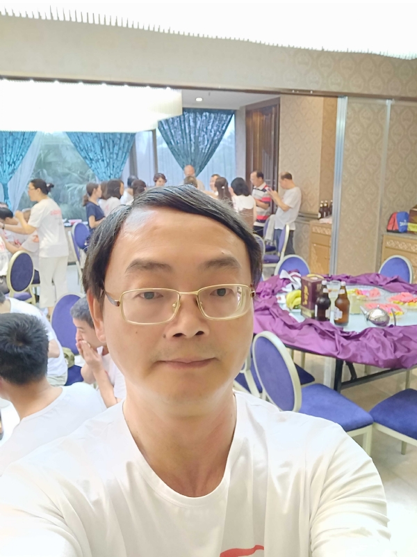 齐天大圣的第三张照片--百色父母相亲团
